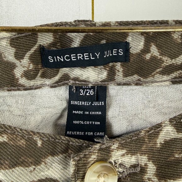 Sincerely Jules Leopard Print Wide Leg Denim Pants - Size - Juniors 3 - Picture 4 of 5